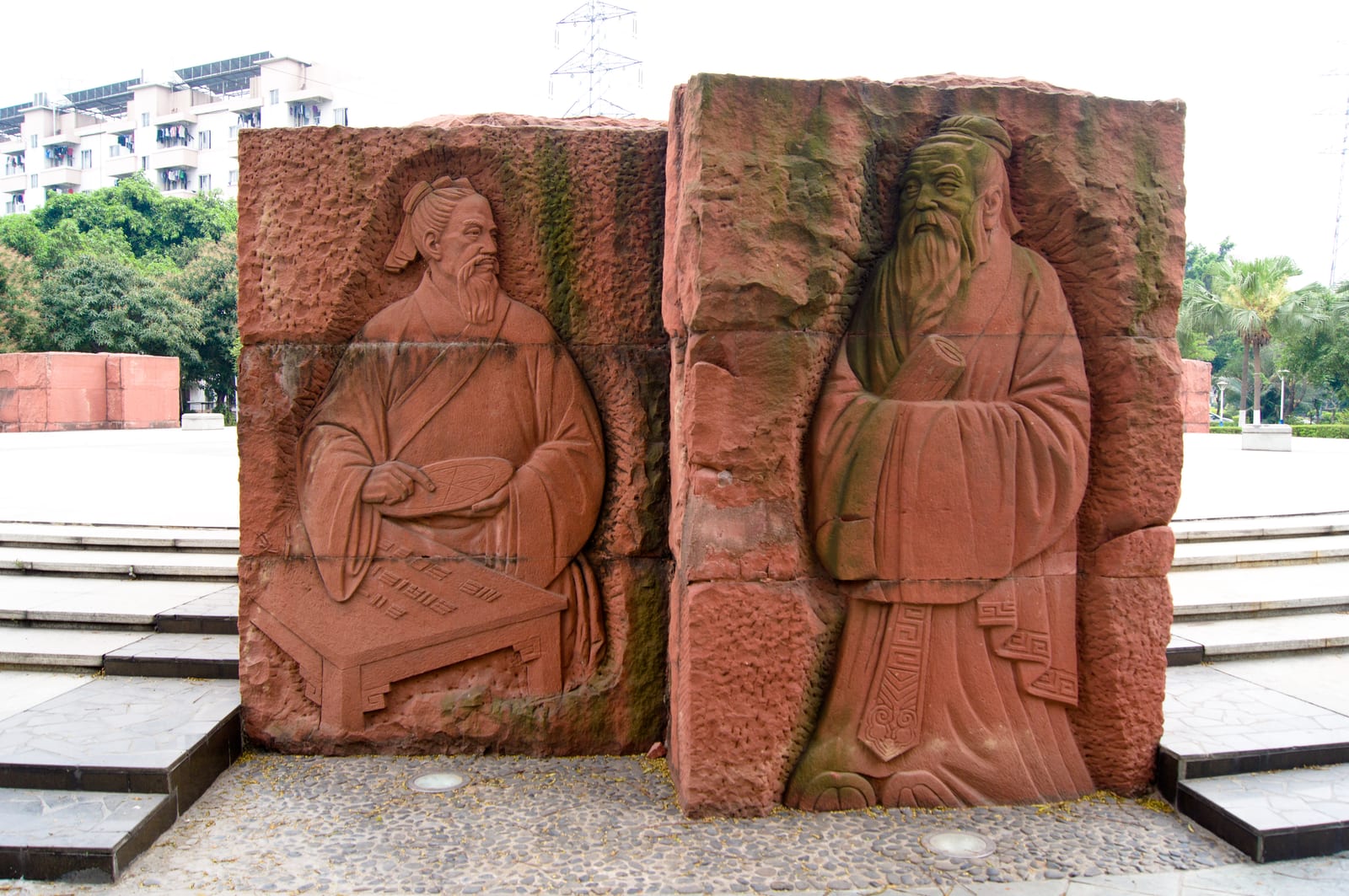 Portrait or photograph of Zu Chongzhi: Cultural Zone in Foshan University (Zu Chongzhi and Confucius).