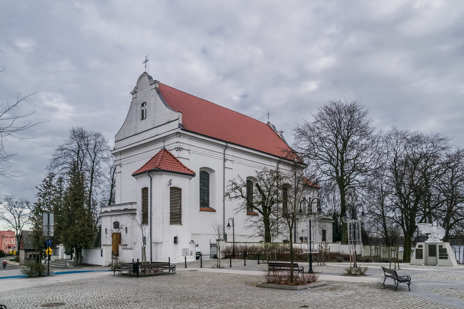 Photograph or image of Simon: Saints Simon and Jude church in Więcbork, Kuyavian-Pomeranian Voivodeship, Poland This is a photo of an object of cultural heritag